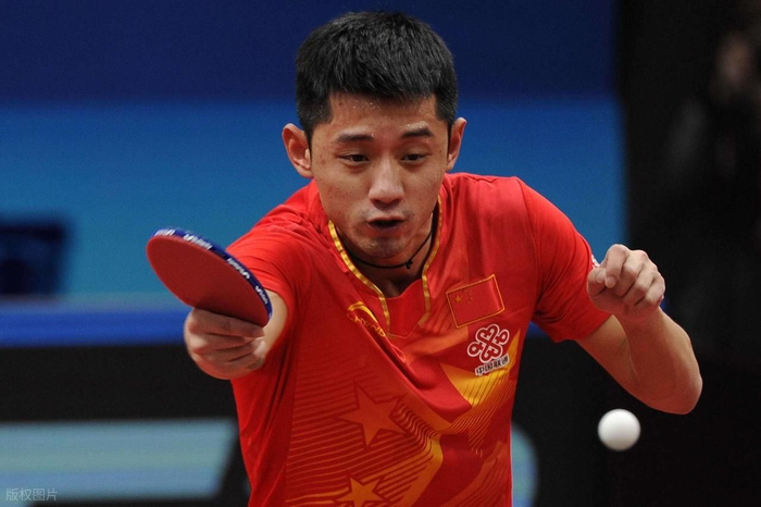 PG电子游戏-别再跳过反手拨球！从基础到实战的训练方法，反手变强就靠它|张继科|拉球|击球|击球点|前臂_新浪体育_新浪新闻